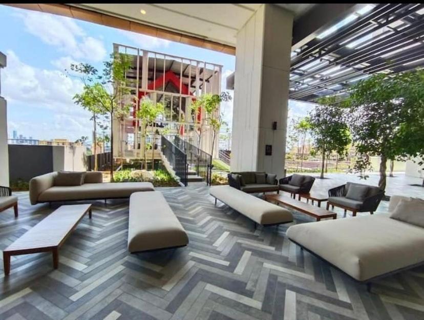 De Platinum Apartment Kuala Lumpur Exterior photo